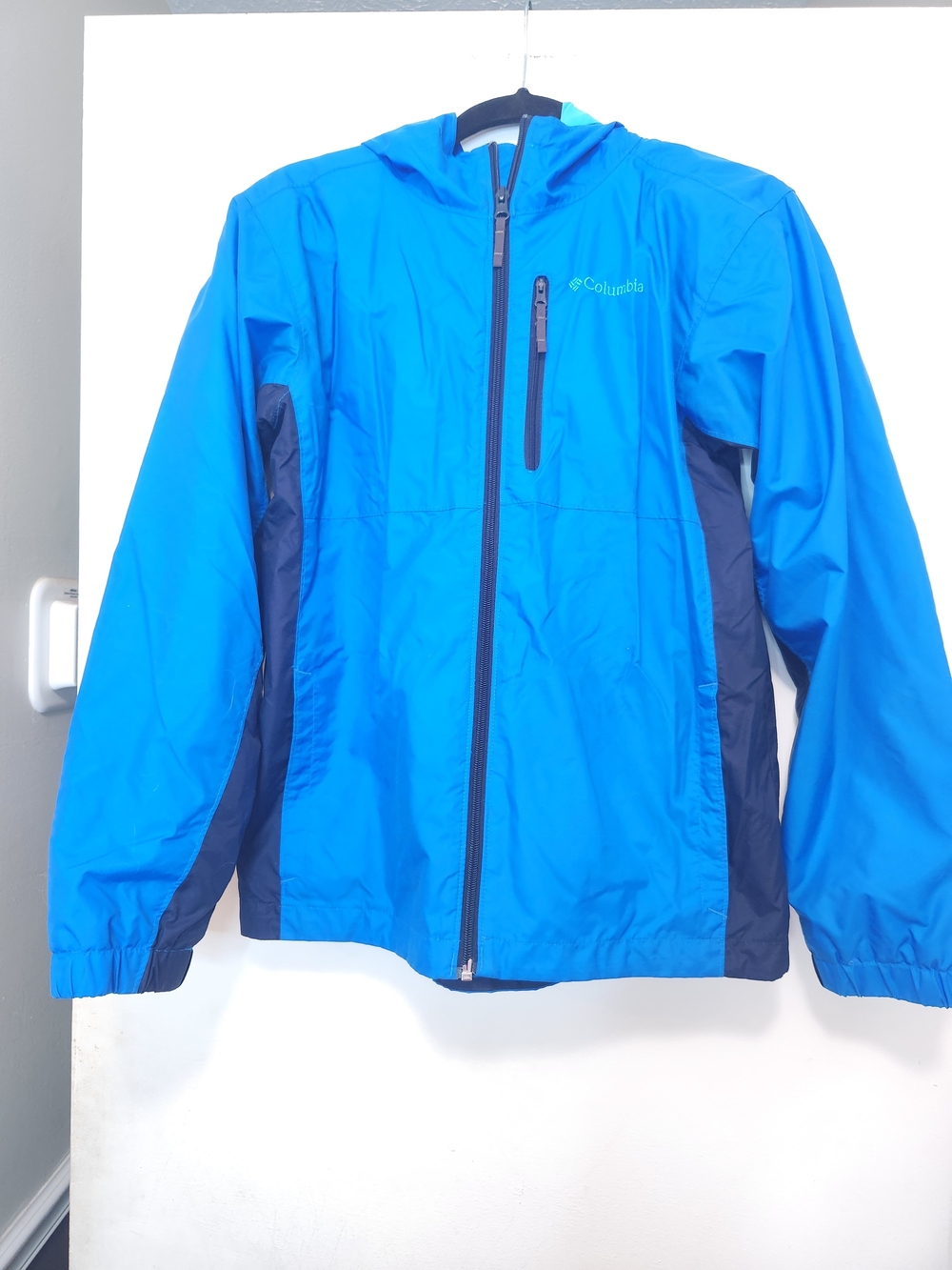 Columbia Kids Blue and Navy Hooded Raincoat L 14-16